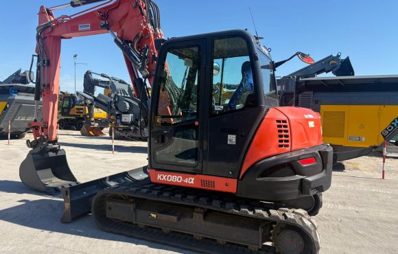 KUBOTA KX080-4